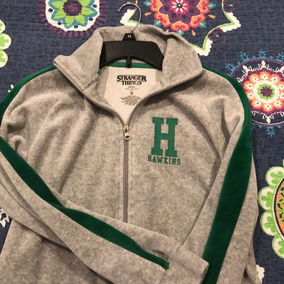 STRANGER THINGS TRACK JACKET - Picture 1 of 11